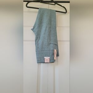 Victoria's Secret Teal Active Leggings